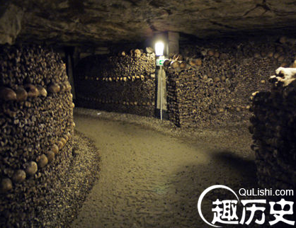 巴黎地下墓穴：是世界上最大的地下藏骨库室
