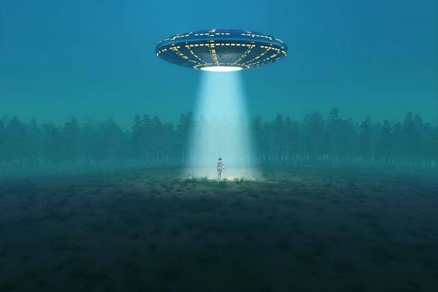 美国50年来首次公开UFO影像！